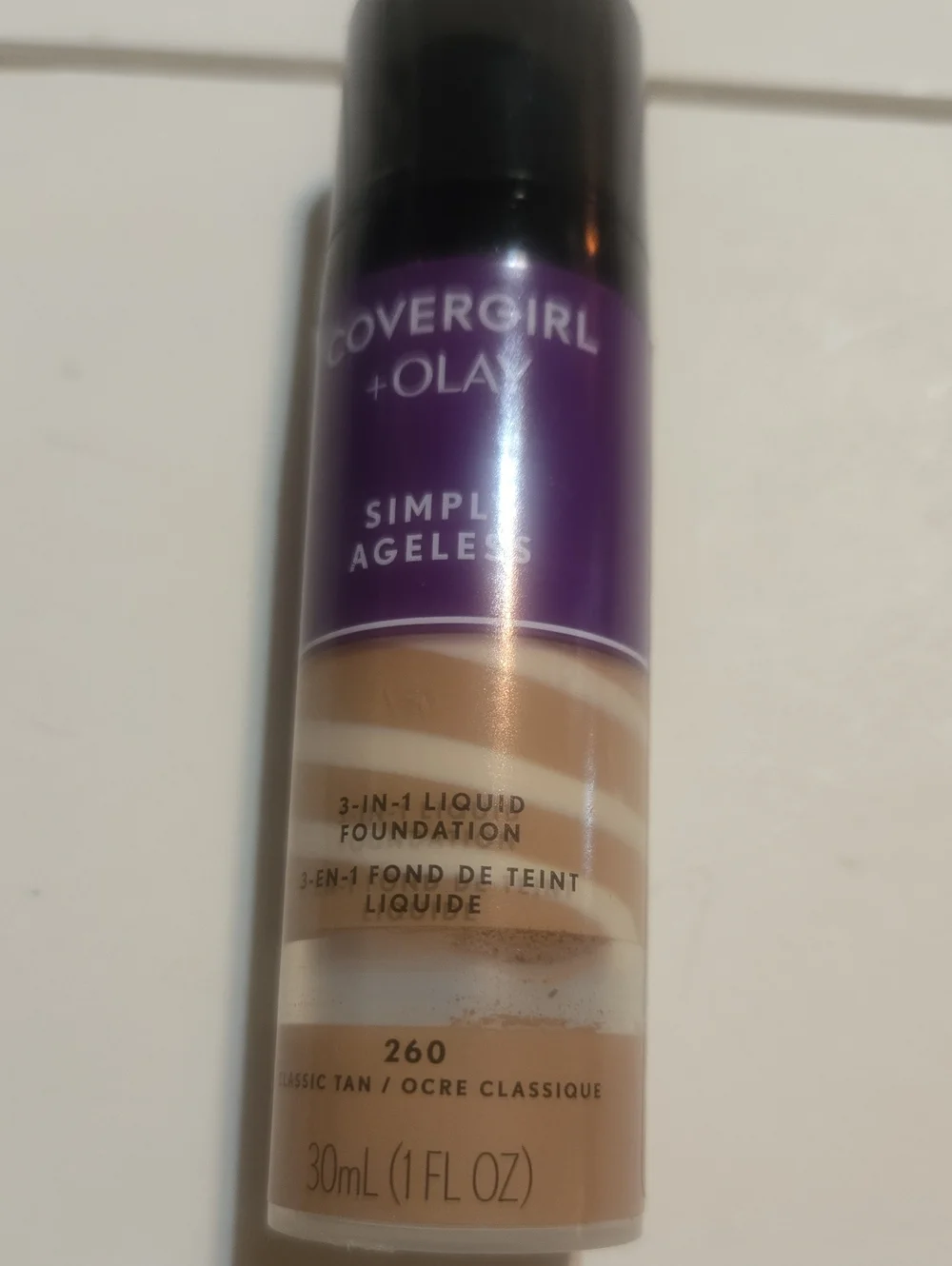 COVERGIRL OLAY Simple Ageless 3-in-1 Liquid Foundation - Classic Tan (260) NWOT